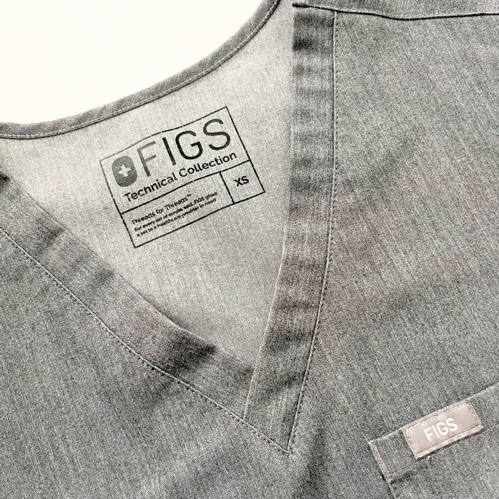 Figs Gray Scrub Top - image 7